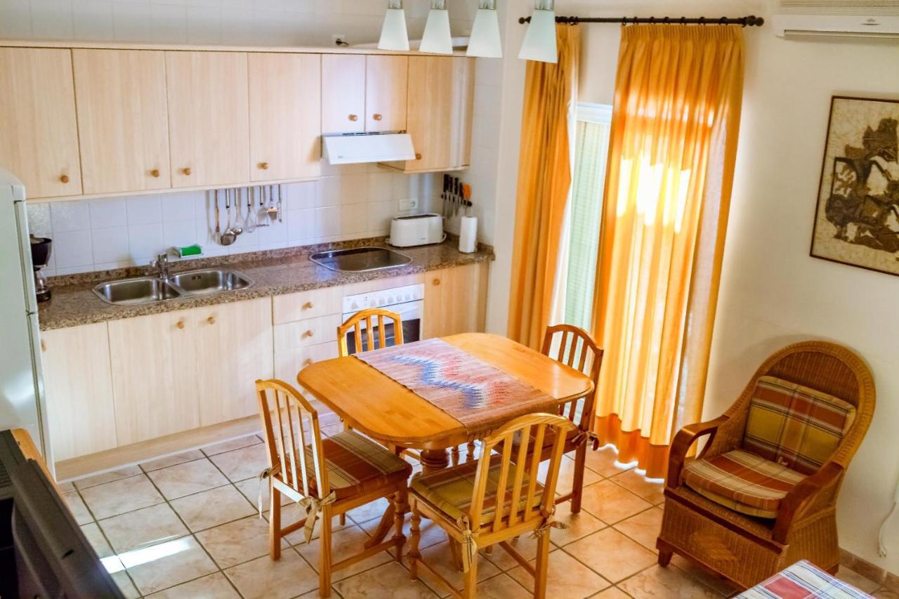 Casa Charlotte Daire Nerja Dış mekan fotoğraf