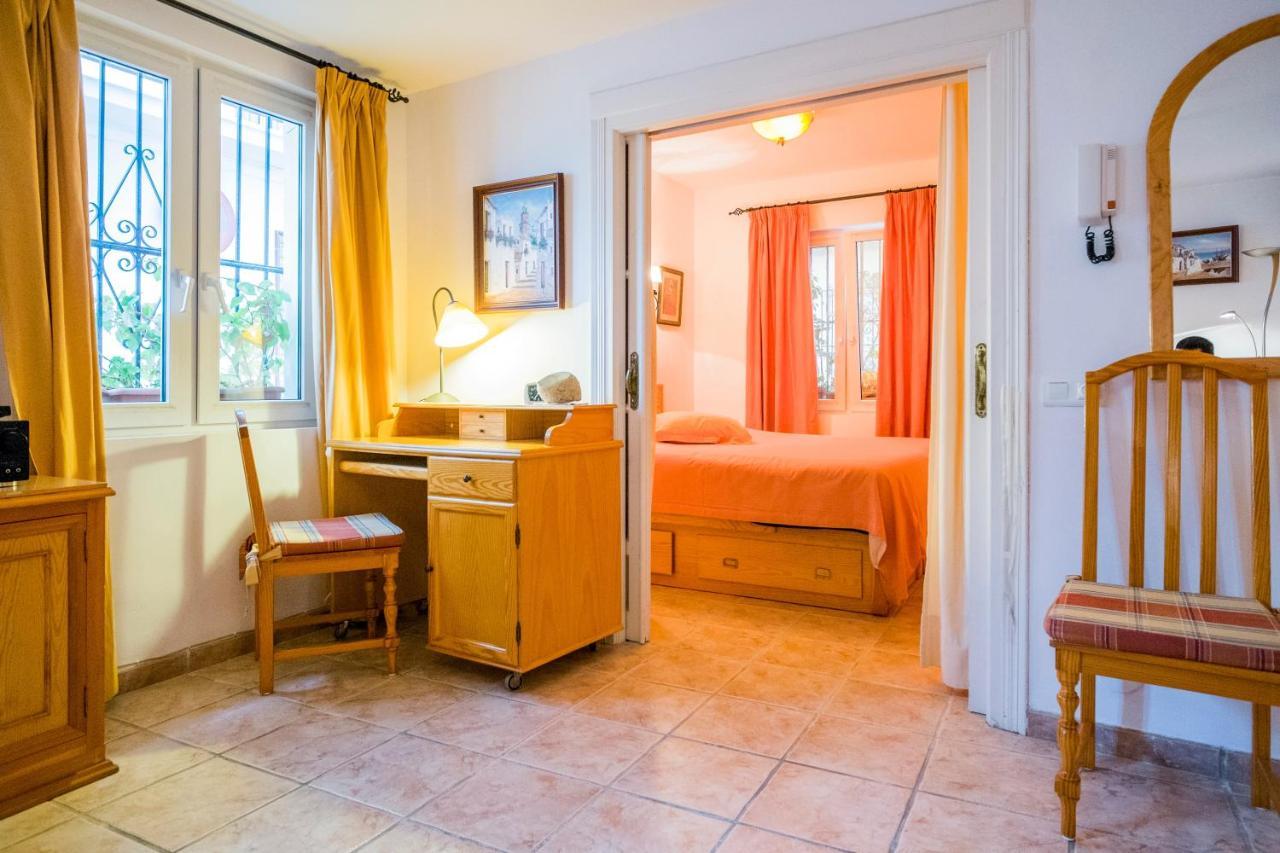 Casa Charlotte Daire Nerja Dış mekan fotoğraf