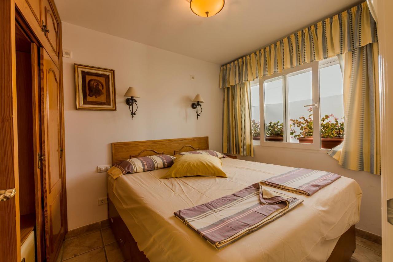 Casa Charlotte Daire Nerja Dış mekan fotoğraf