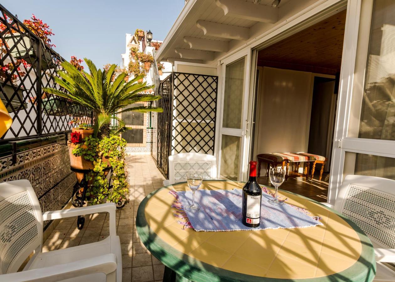 Casa Charlotte Daire Nerja Dış mekan fotoğraf