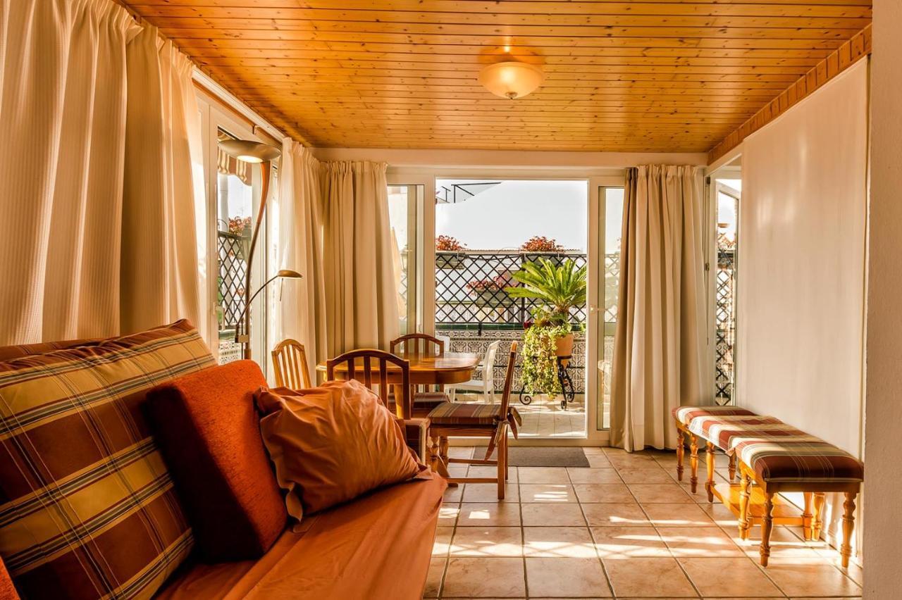 Casa Charlotte Daire Nerja Dış mekan fotoğraf